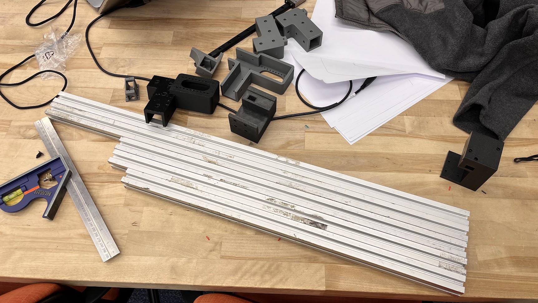 End effector and magnet carriage