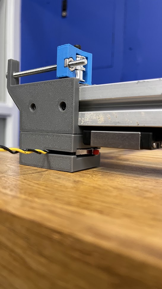 End effector and magnet carriage